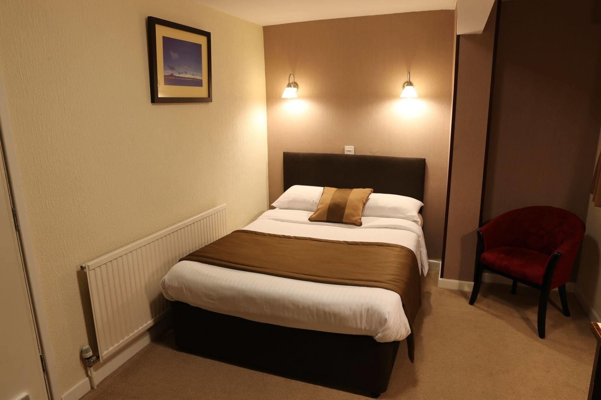 The Cedars Hotel, Loughborough Dış mekan fotoğraf